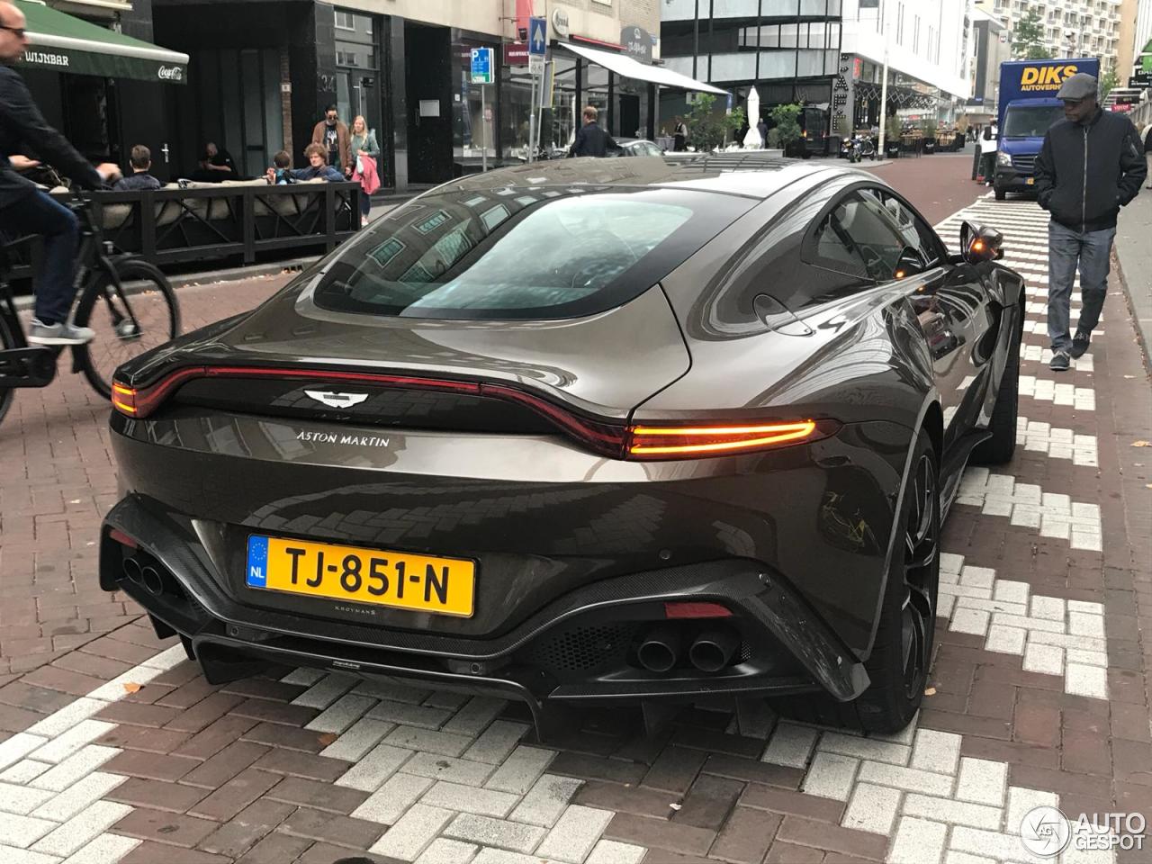 Aston Martin V8 Vantage 2018