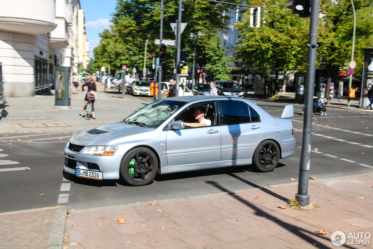 Mitsubishi Lancer Evolution IX