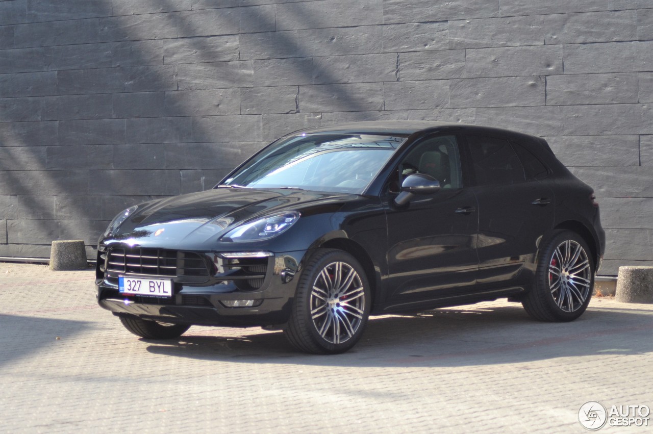 Porsche 95B Macan GTS