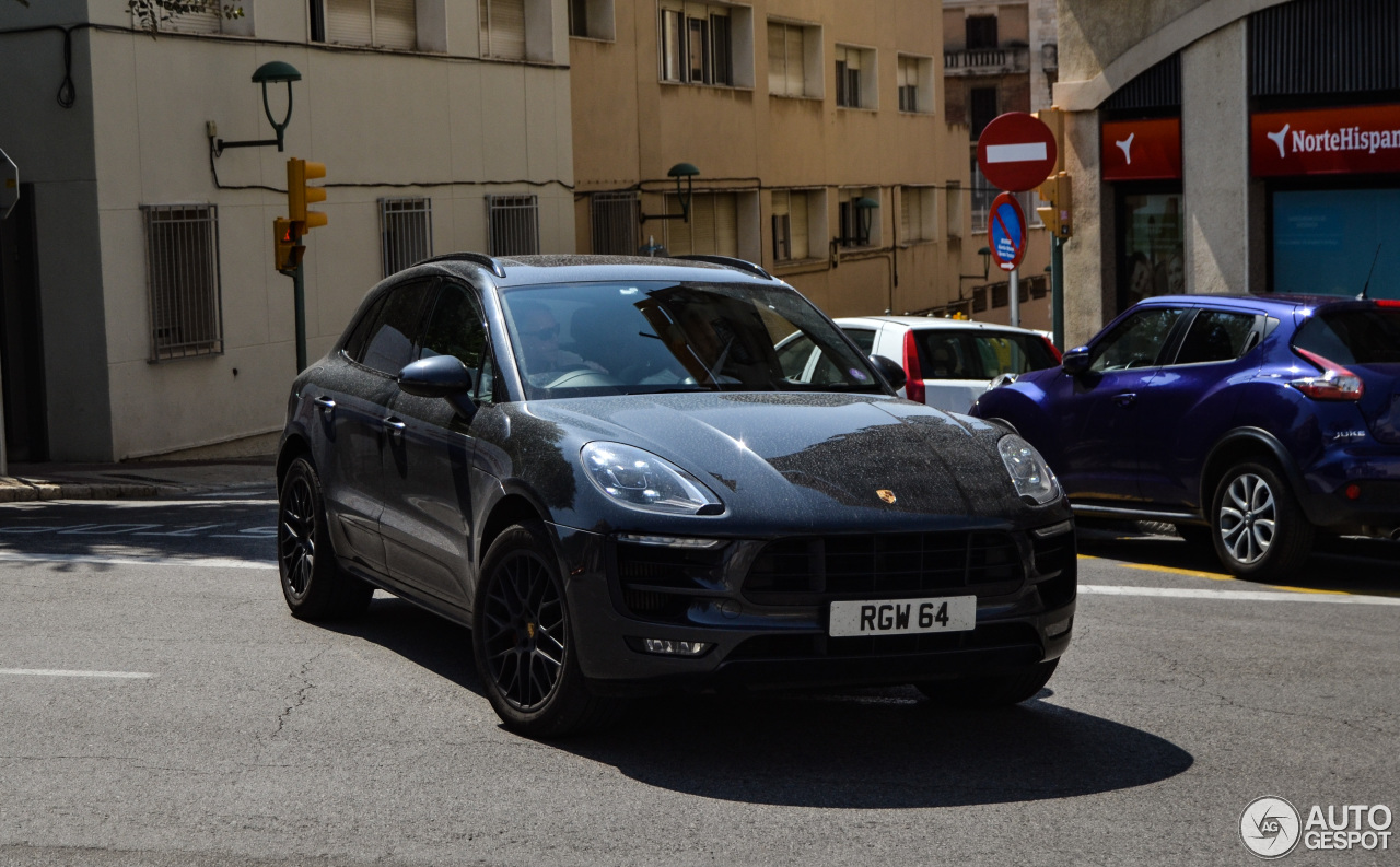 Porsche 95B Macan GTS