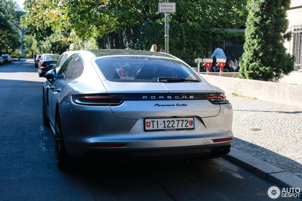 Porsche 971 Panamera Turbo