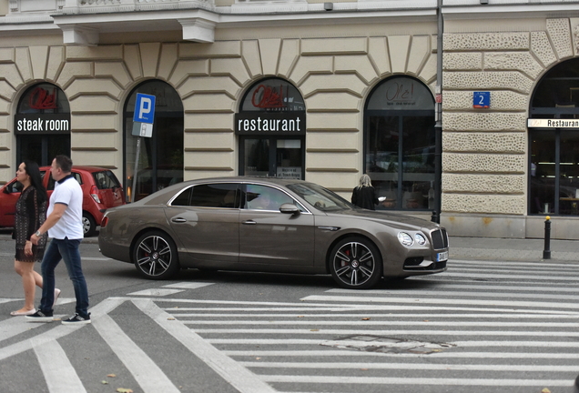 Bentley Flying Spur V8 S