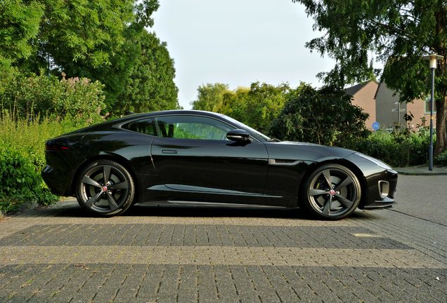 Jaguar F-TYPE 400 Sport Coupé