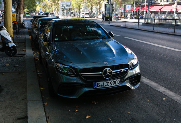 Mercedes-AMG E 63 S W213