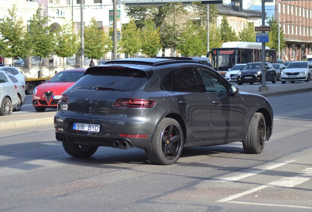 Porsche 95B Macan GTS