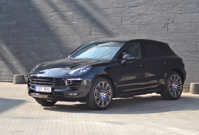 Porsche 95B Macan GTS