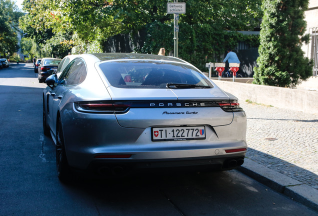 Porsche 971 Panamera Turbo