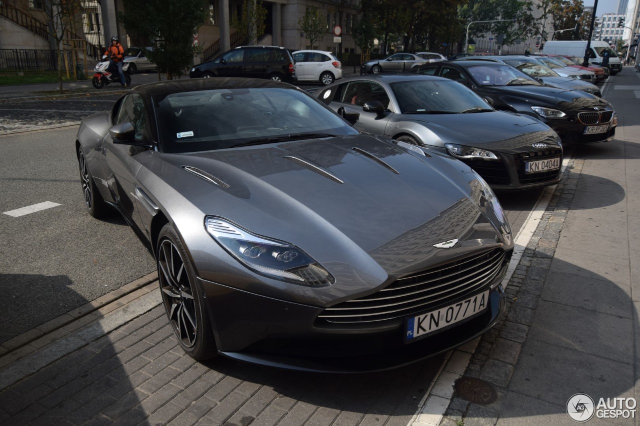 Aston Martin DB11