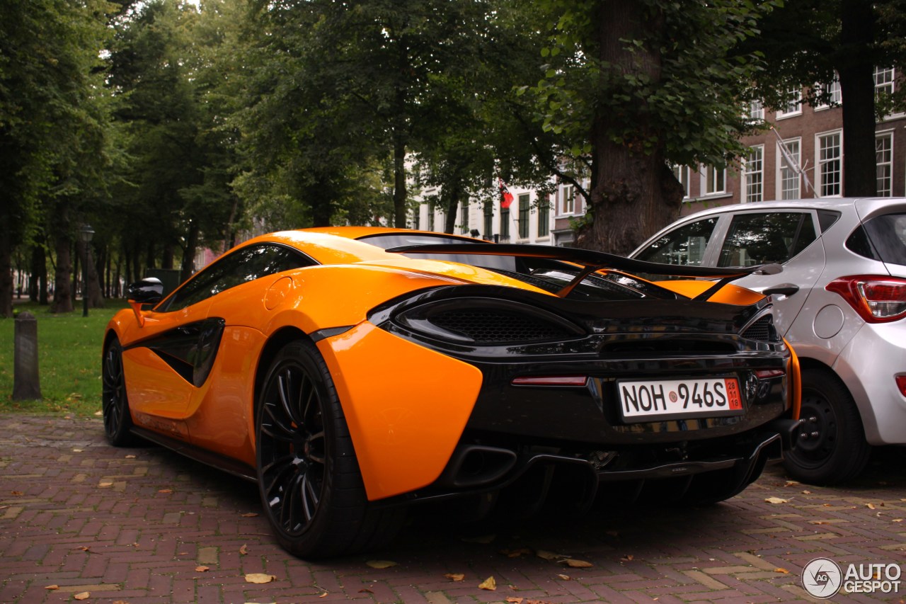 McLaren 570S