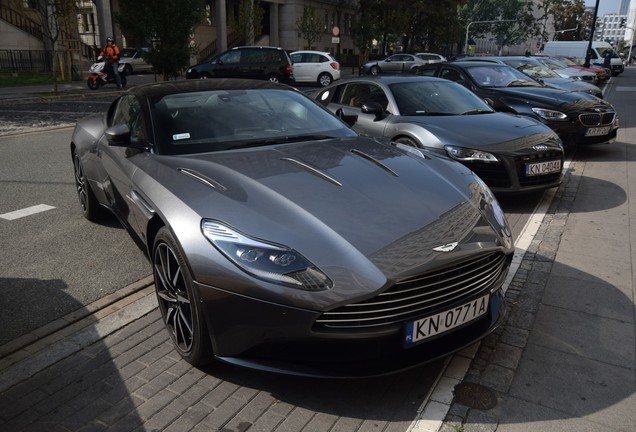 Aston Martin DB11