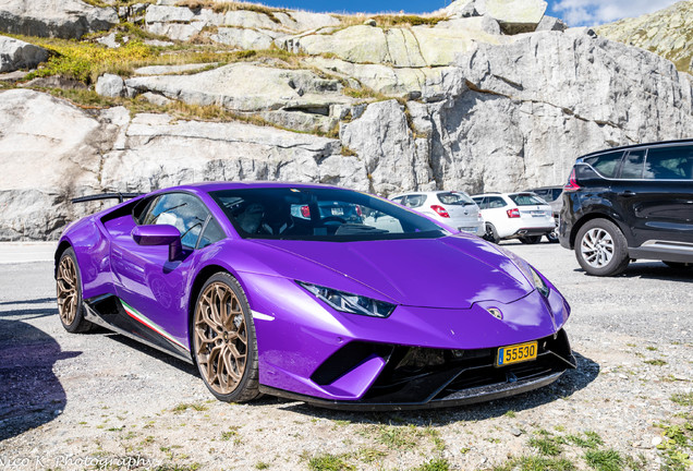 Lamborghini Huracán LP640-4 Performante