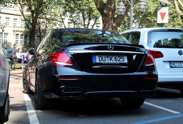 Mercedes-AMG E 63 S W213