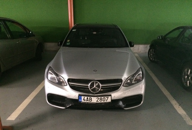 Mercedes-Benz E 63 AMG S W212