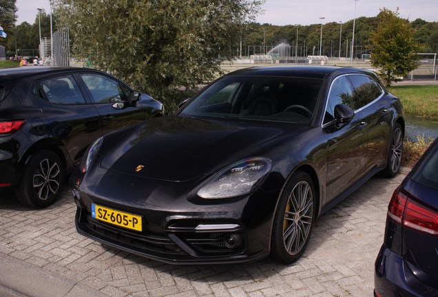 Porsche 971 Panamera Turbo S E-Hybrid Sport Turismo