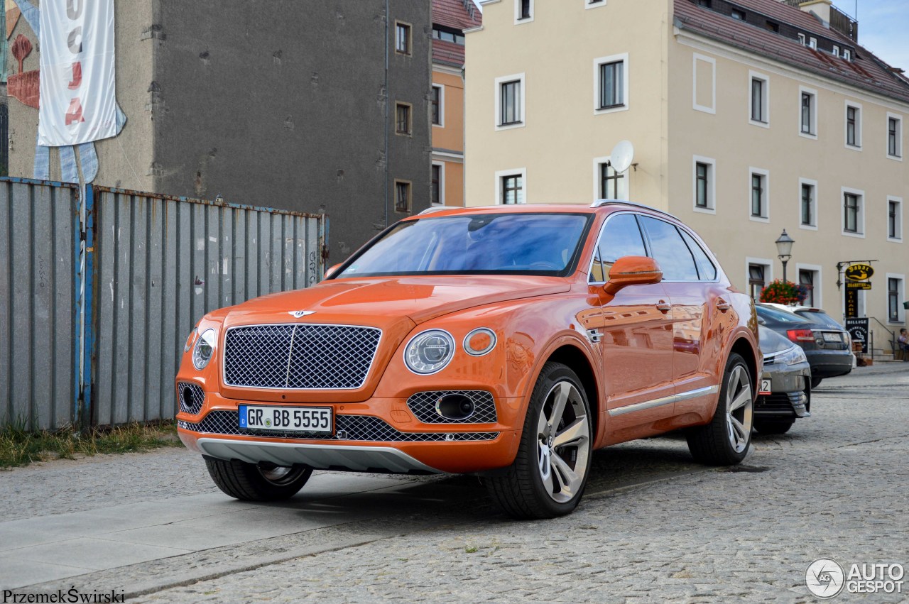 Bentley Bentayga V8