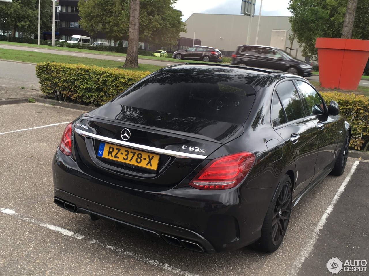 Mercedes-AMG C 63 S W205