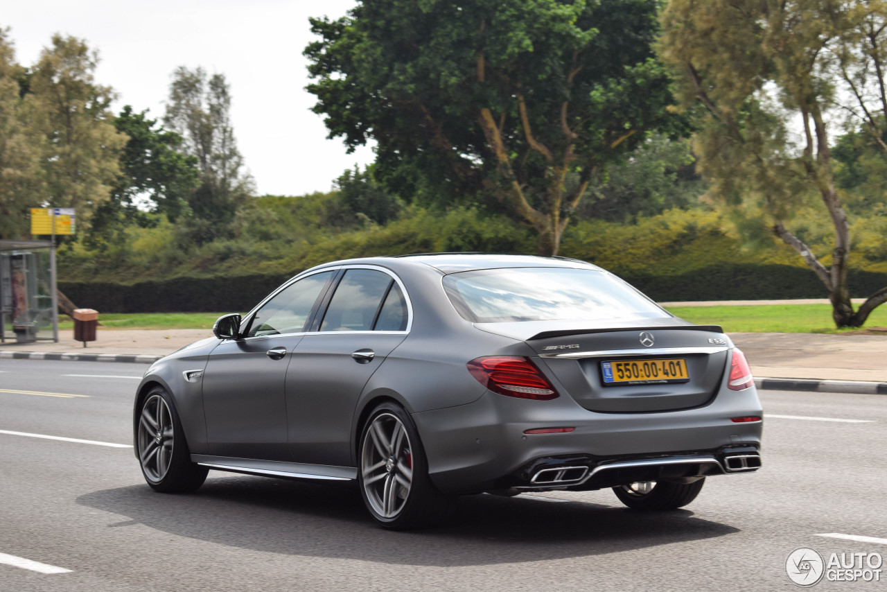 Mercedes-AMG E 63 S W213