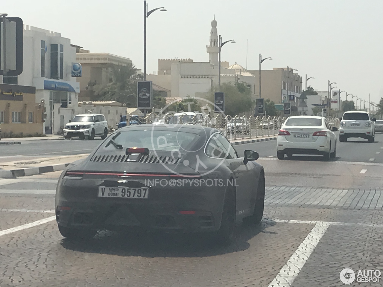 Porsche 992 Carrera 4S