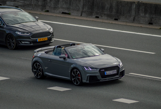 Audi TT-RS Roadster 2017