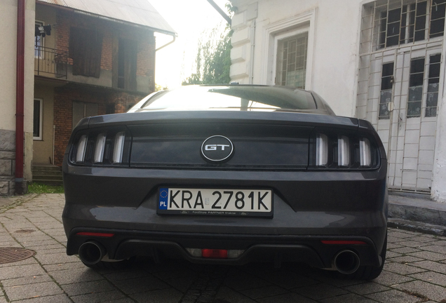 Ford Mustang GT 2015