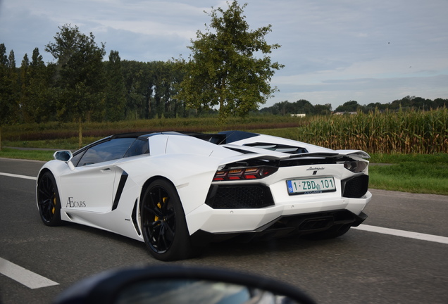 Lamborghini Aventador LP700-4 Roadster