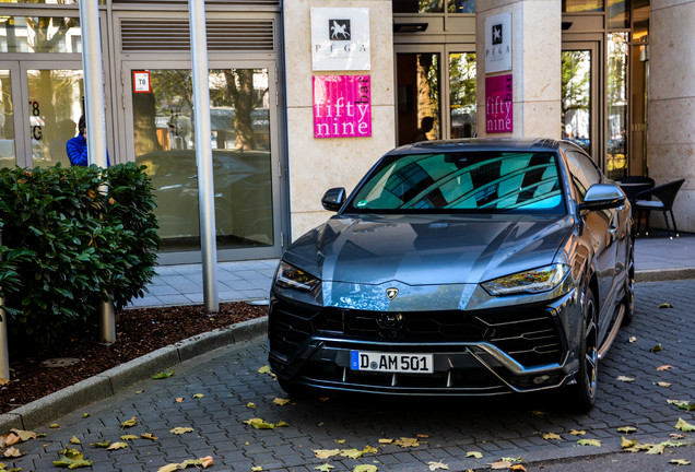 Lamborghini Urus