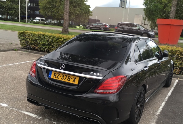 Mercedes-AMG C 63 S W205