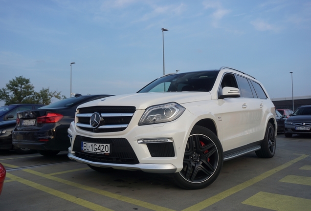 Mercedes-Benz GL 63 AMG X166