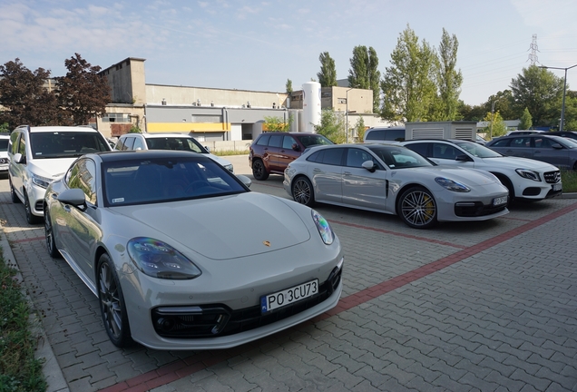 Porsche 971 Panamera Turbo S E-Hybrid