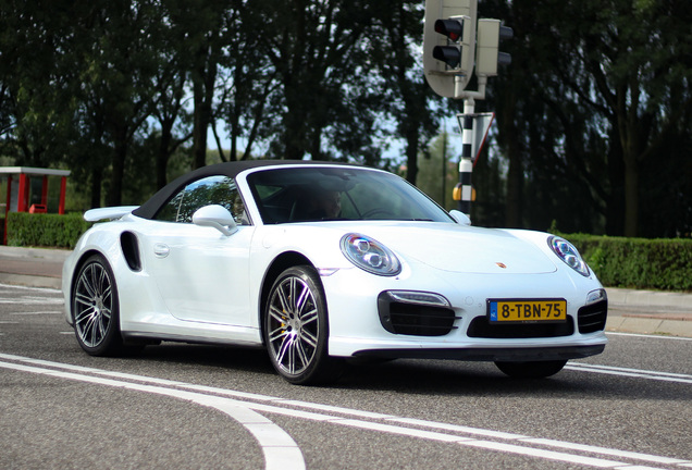 Porsche 991 Turbo S Cabriolet MkI