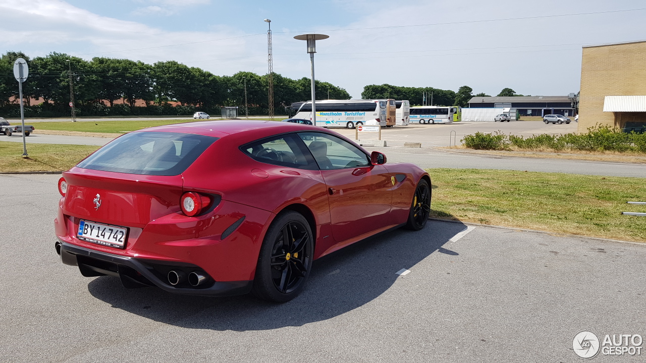 Ferrari FF