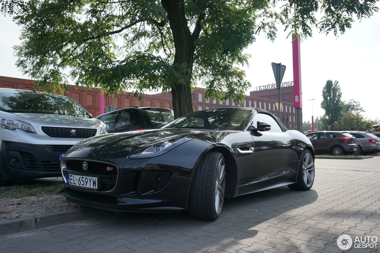 Jaguar F-TYPE S V8 Convertible