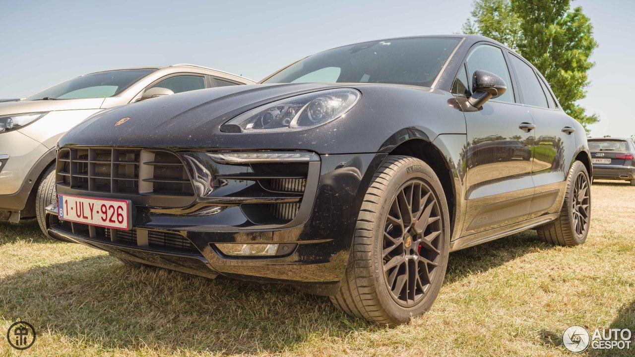 Porsche 95B Macan GTS