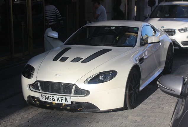 Aston Martin V12 Vantage S