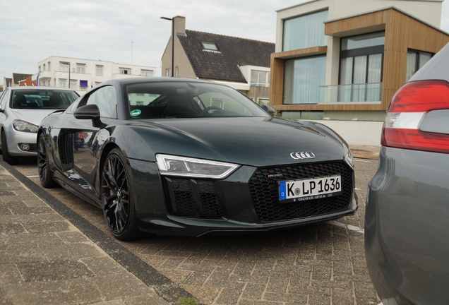 Audi R8 V10 Plus 2015