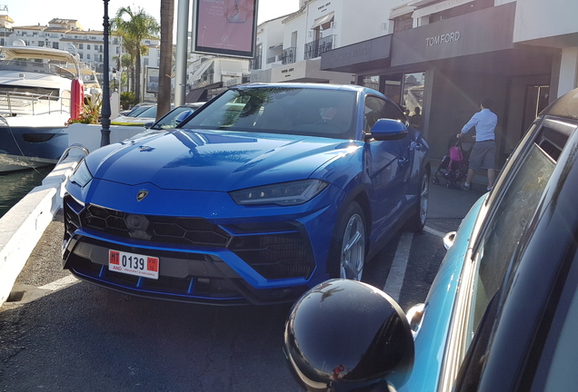 Lamborghini Urus