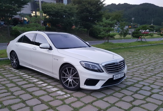 Mercedes-AMG S 63 V222