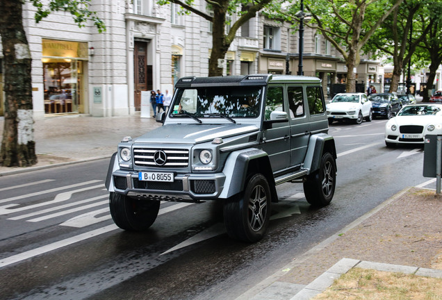 Mercedes-Benz G 500 4X4²