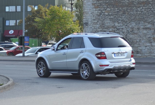 Mercedes-Benz ML 63 AMG W164 2009