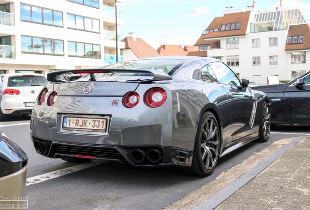 Nissan GT-R 2014