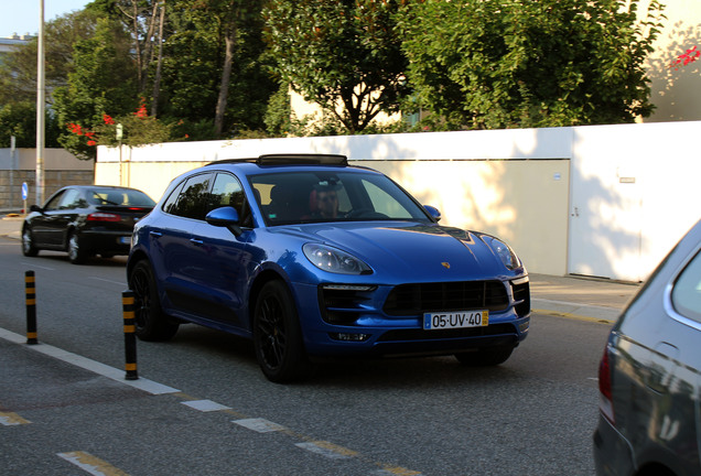 Porsche 95B Macan GTS