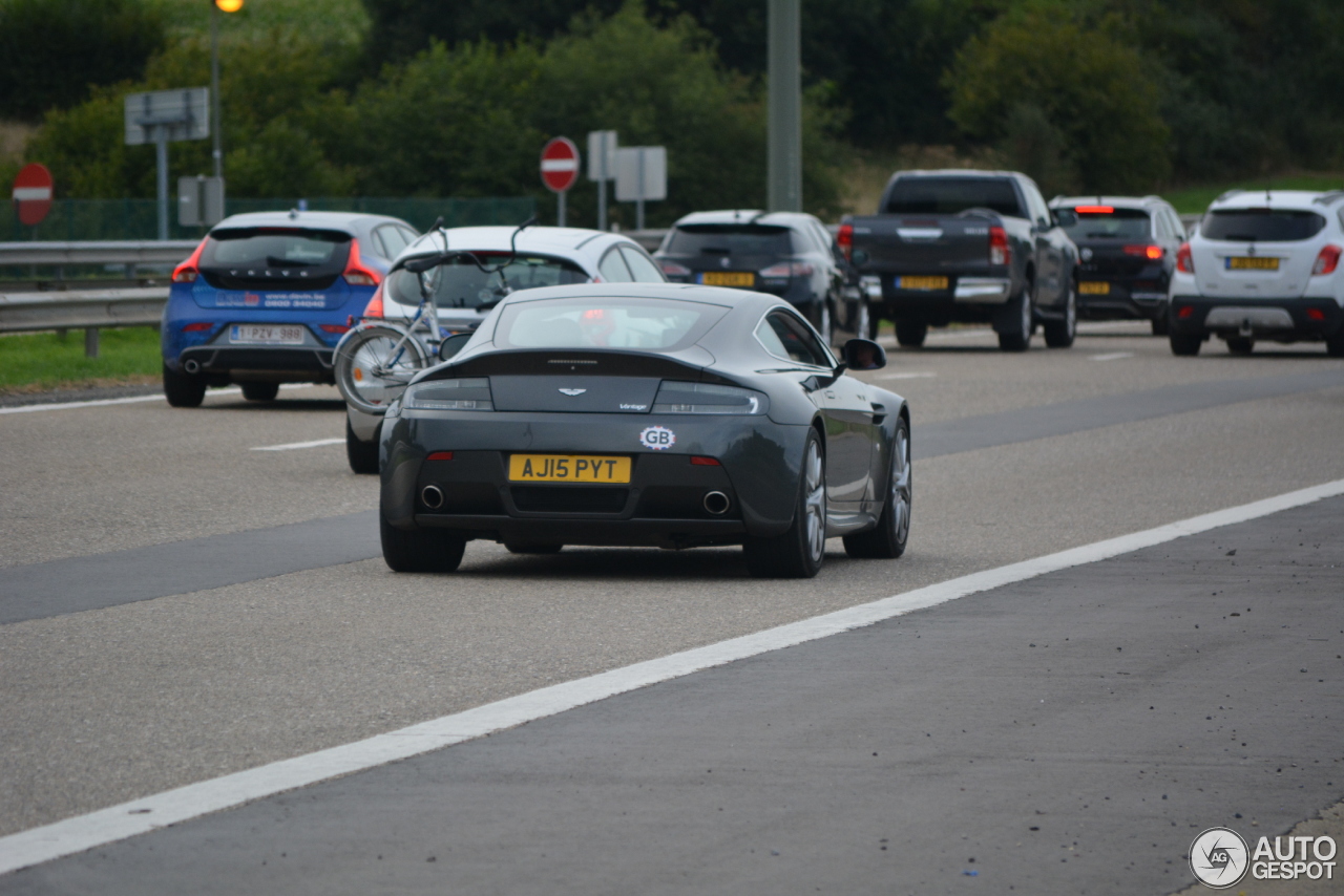 Aston Martin V8 Vantage 2012