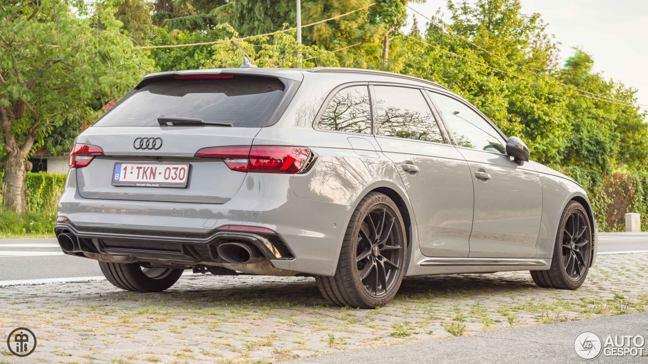 Audi RS4 Avant B9