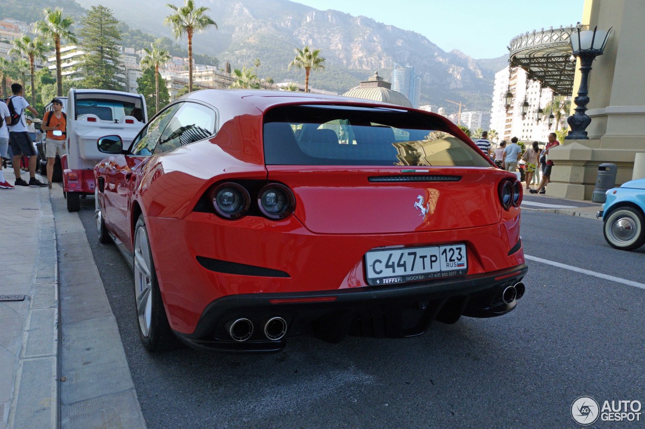 Ferrari GTC4Lusso