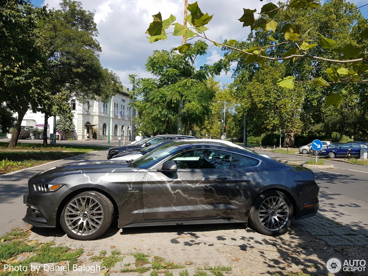 Ford Mustang GT 2015