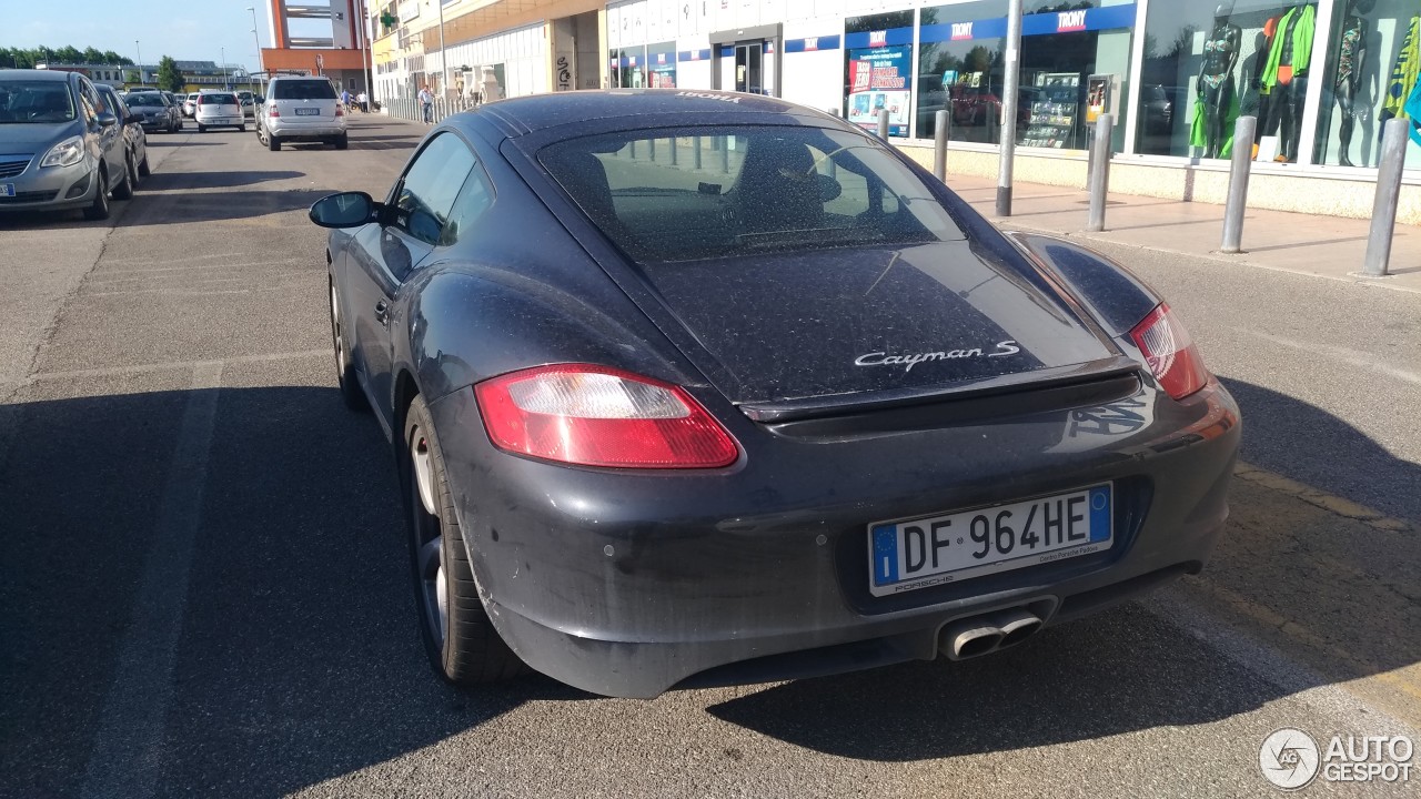 Porsche 987 Cayman S