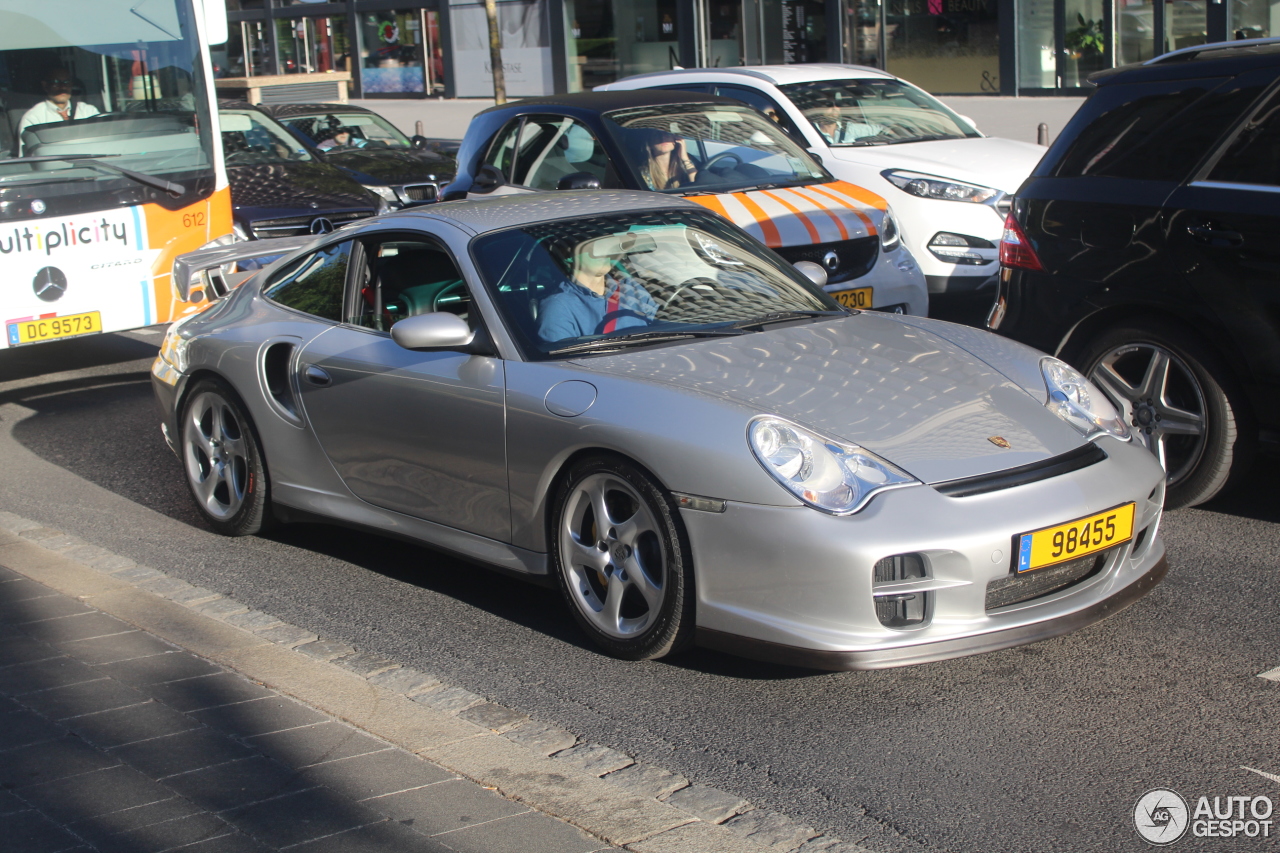 Porsche 996 GT2