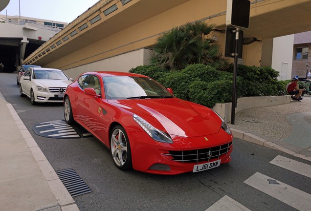 Ferrari FF