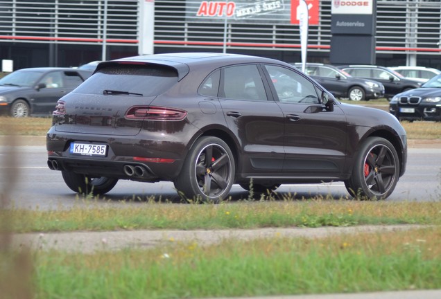 Porsche 95B Macan GTS