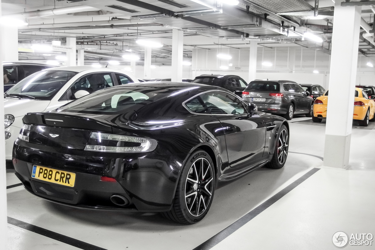 Aston Martin V8 Vantage S